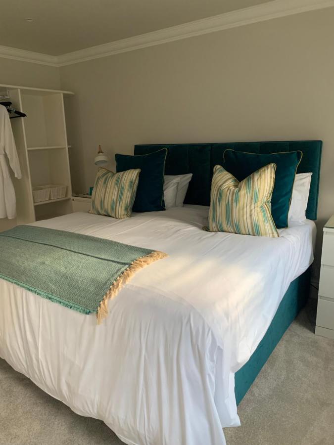 Hideaway Holiday Apartment Salisbury Ngoại thất bức ảnh