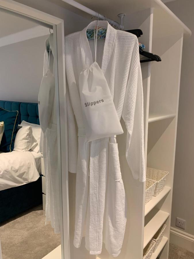 Hideaway Holiday Apartment Salisbury Ngoại thất bức ảnh